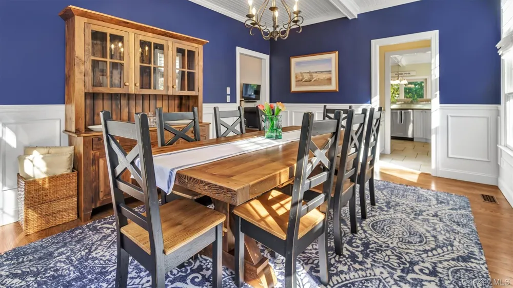 38 Bridle Path Westhampton Beach, NY 11978