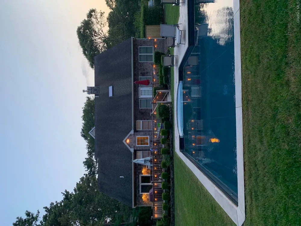 38 Bridle Path Westhampton Beach, NY 11978