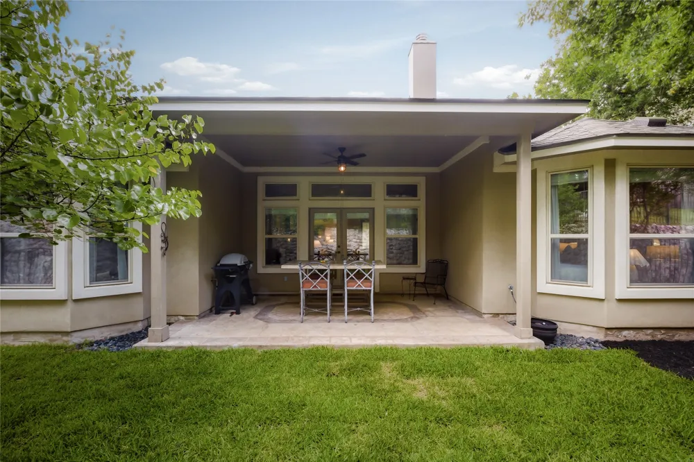 214 Bellagio Drive Lakeway, TX 78734