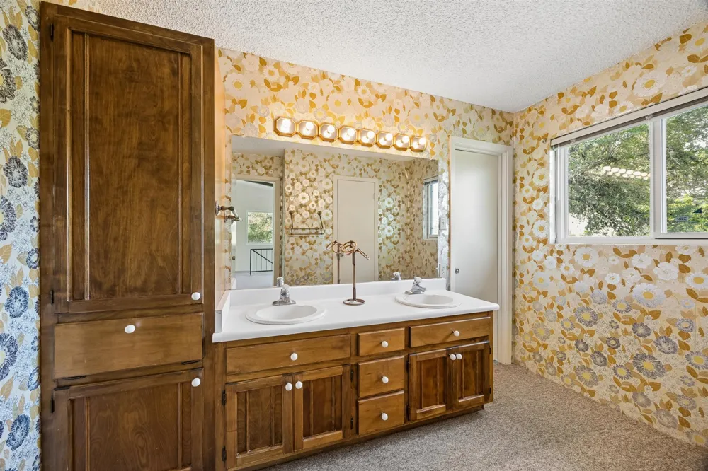 155 Mary Ann Drive Canyon Lake, TX 78133