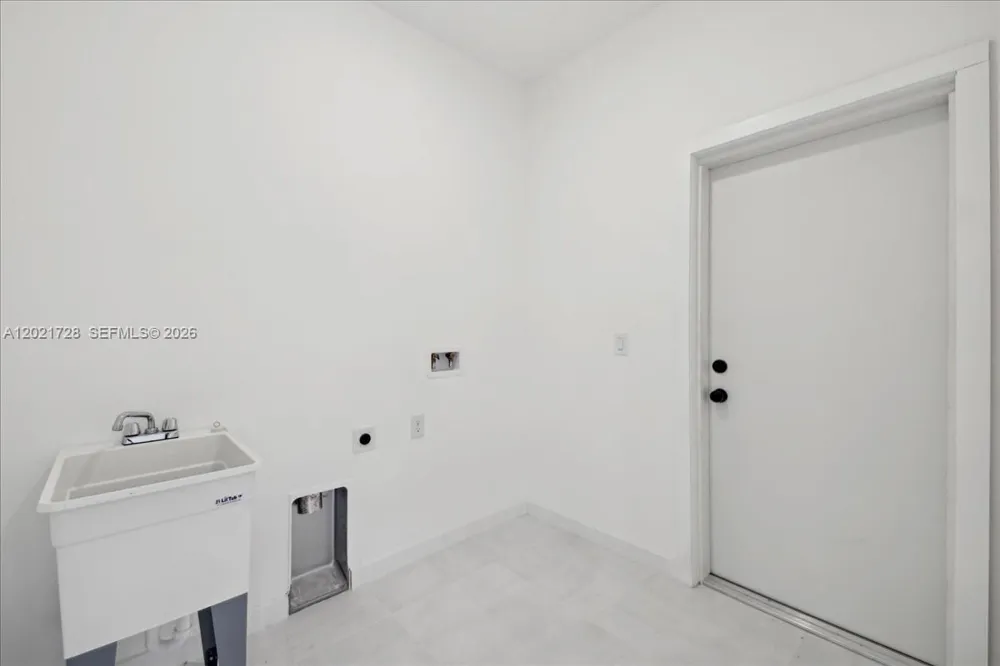 1310 Jefferson Ave Lehigh Acres, FL 33972