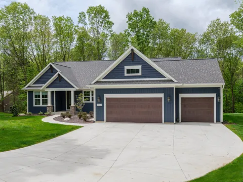 6583 W Hidden Lake Circle