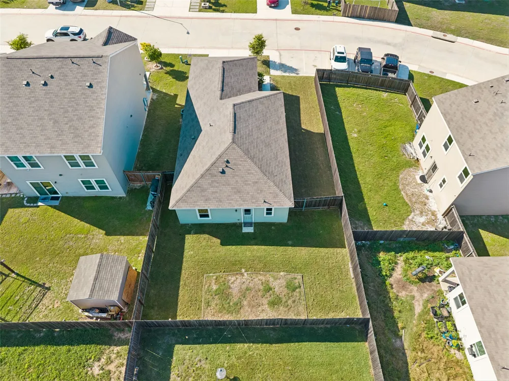 124 Peony Lane Jarrell, TX 76537