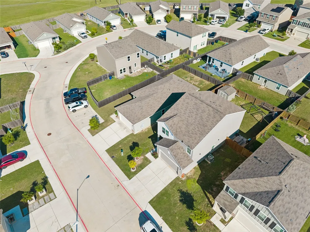 124 Peony Lane Jarrell, TX 76537
