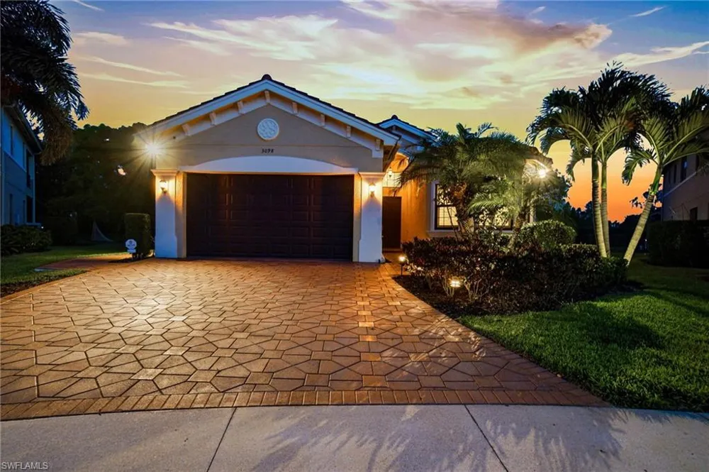 3098 Hudson Terrace Naples, FL 34119