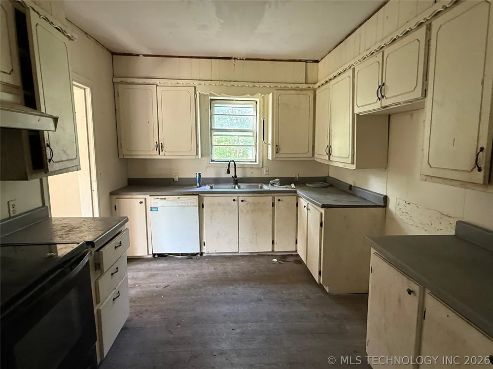 210 B STREET NW Inola, OK 74036