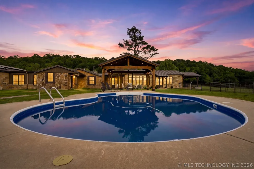 24068 E 785 ROAD Welling, OK 74471