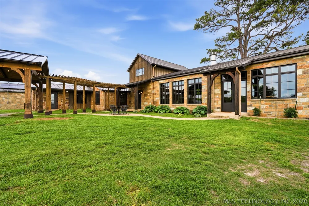 24068 E 785 ROAD Welling, OK 74471