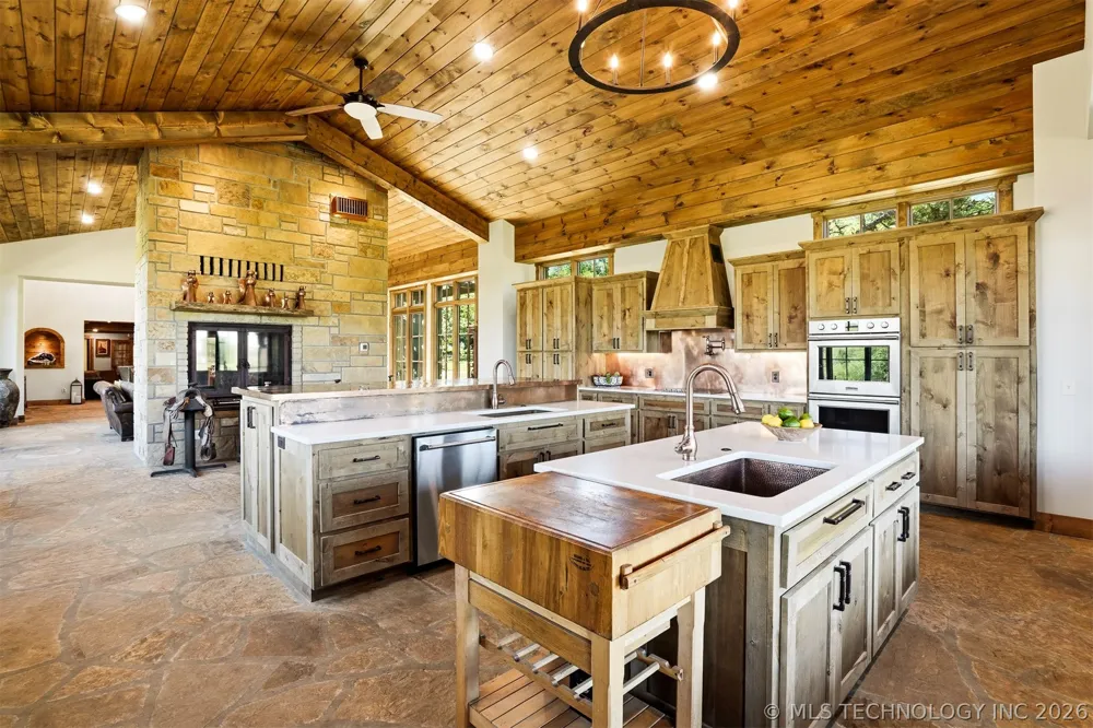24068 E 785 ROAD Welling, OK 74471