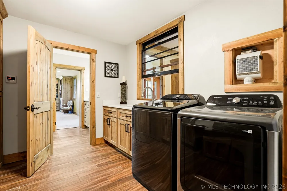 24068 E 785 ROAD Welling, OK 74471