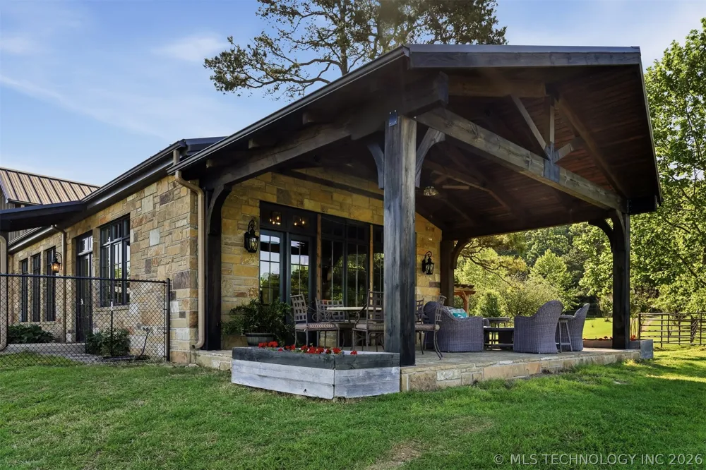 24068 E 785 ROAD Welling, OK 74471