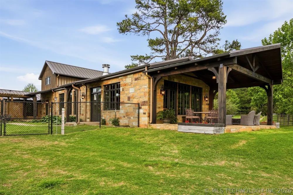 24068 E 785 ROAD Welling, OK 74471
