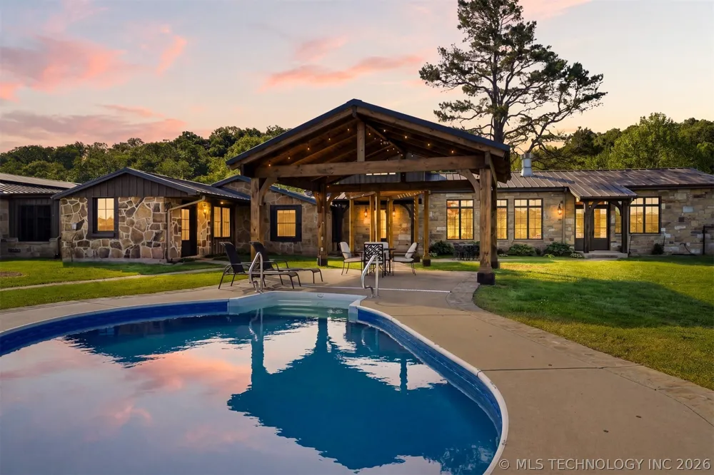 24068 E 785 ROAD Welling, OK 74471