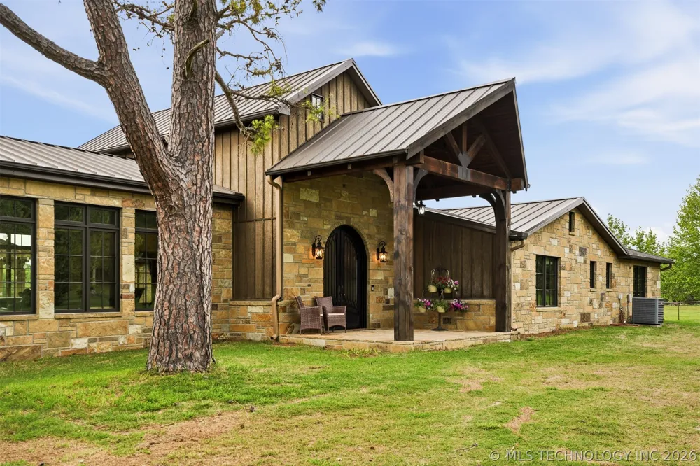 24068 E 785 ROAD Welling, OK 74471