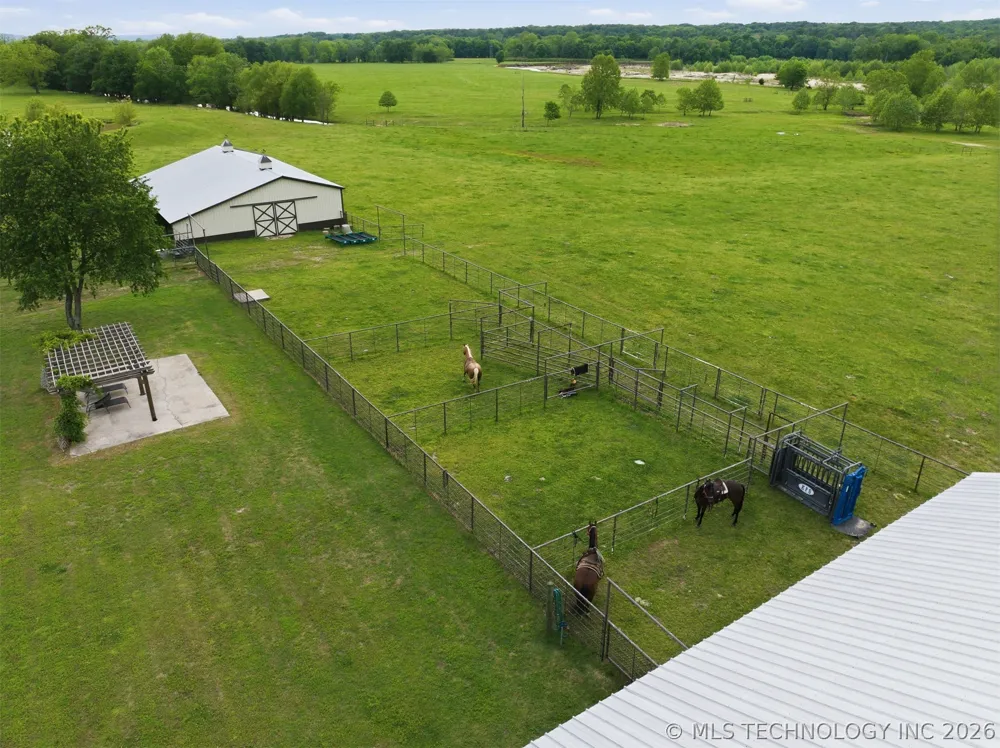 24068 E 785 ROAD Welling, OK 74471