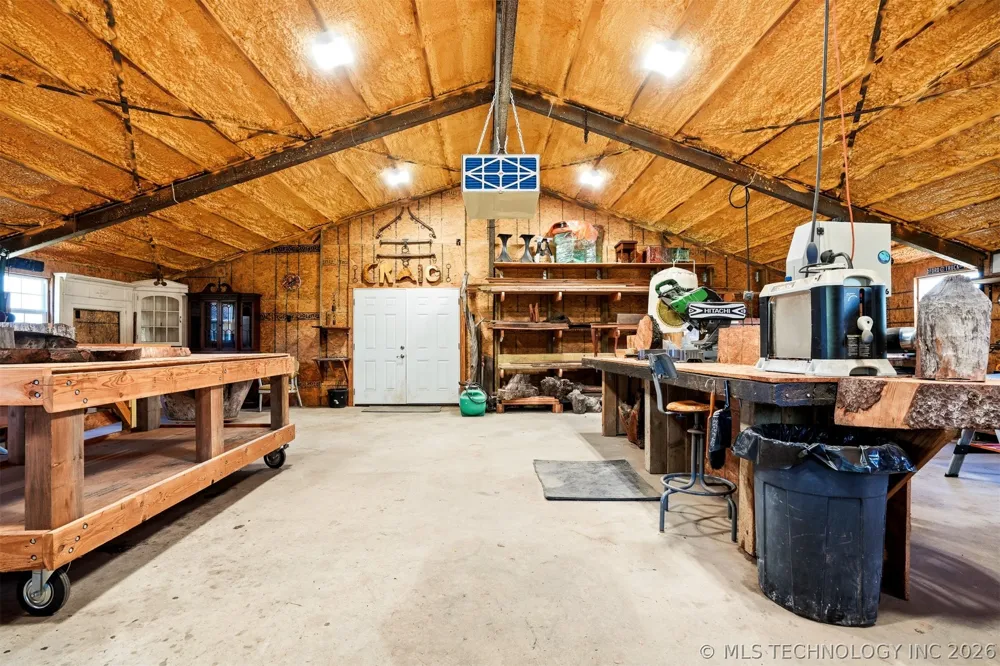 24068 E 785 ROAD Welling, OK 74471