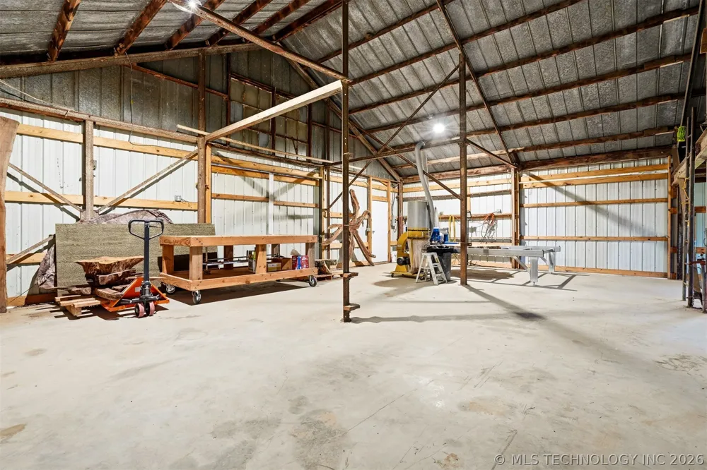 24068 E 785 ROAD Welling, OK 74471