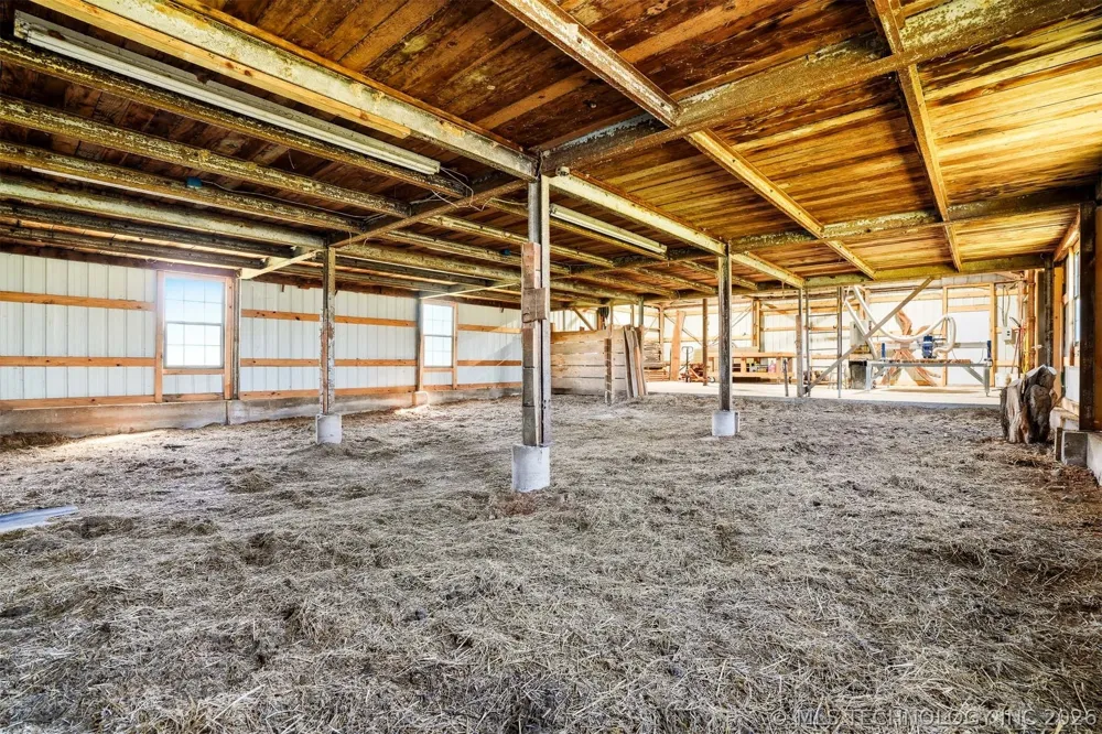 24068 E 785 ROAD Welling, OK 74471