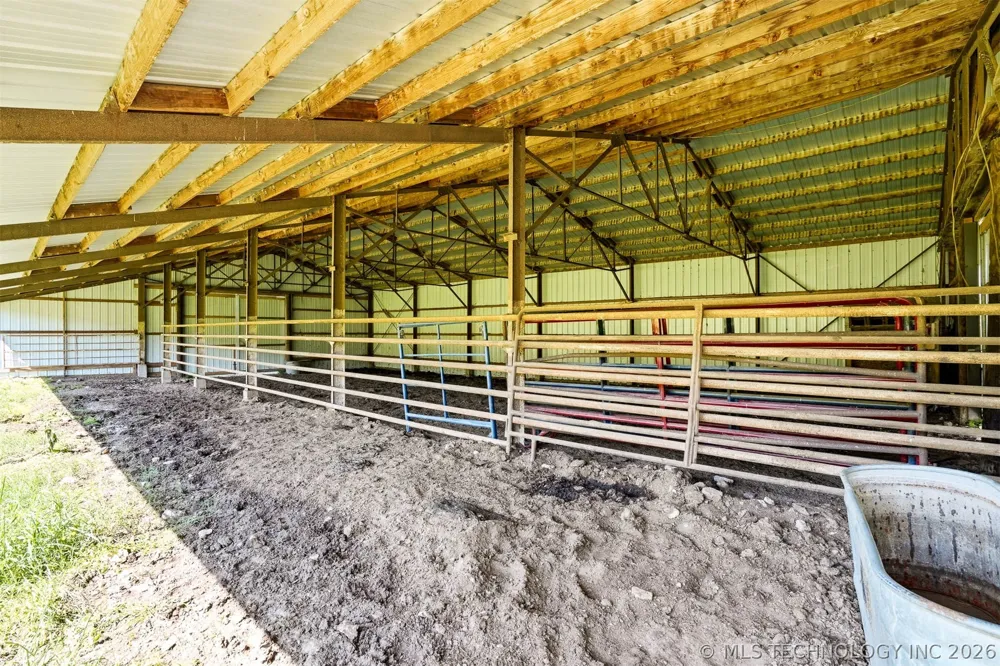 24068 E 785 ROAD Welling, OK 74471