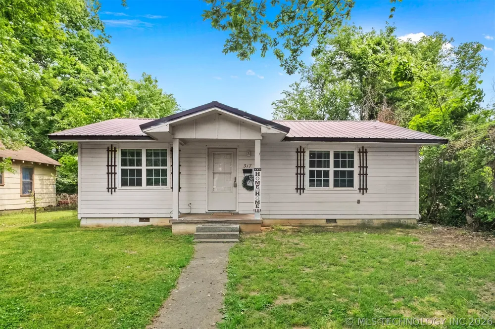317 W Cedar Stilwell, OK 74960