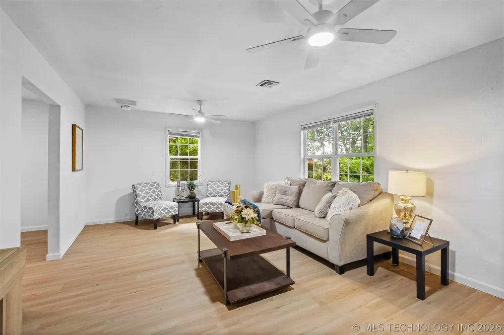 317 W Cedar Stilwell, OK 74960