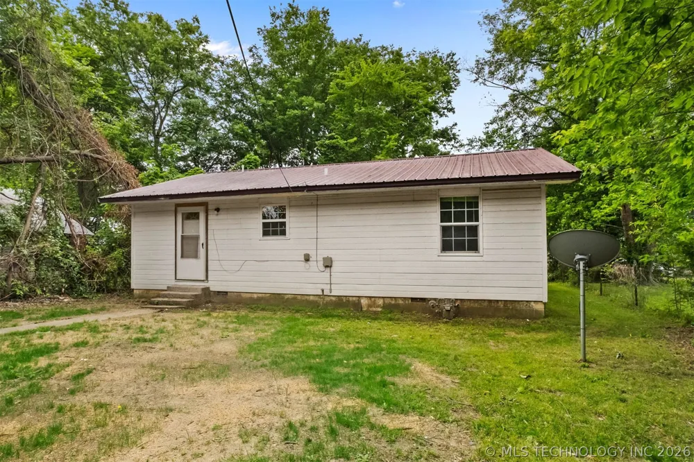 317 W Cedar Stilwell, OK 74960