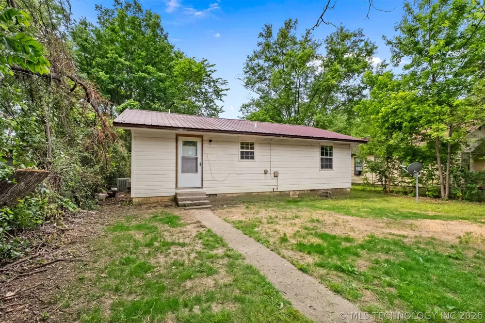 317 W Cedar Stilwell, OK 74960