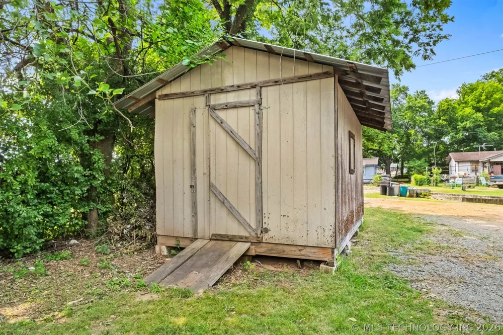 317 W Cedar Stilwell, OK 74960