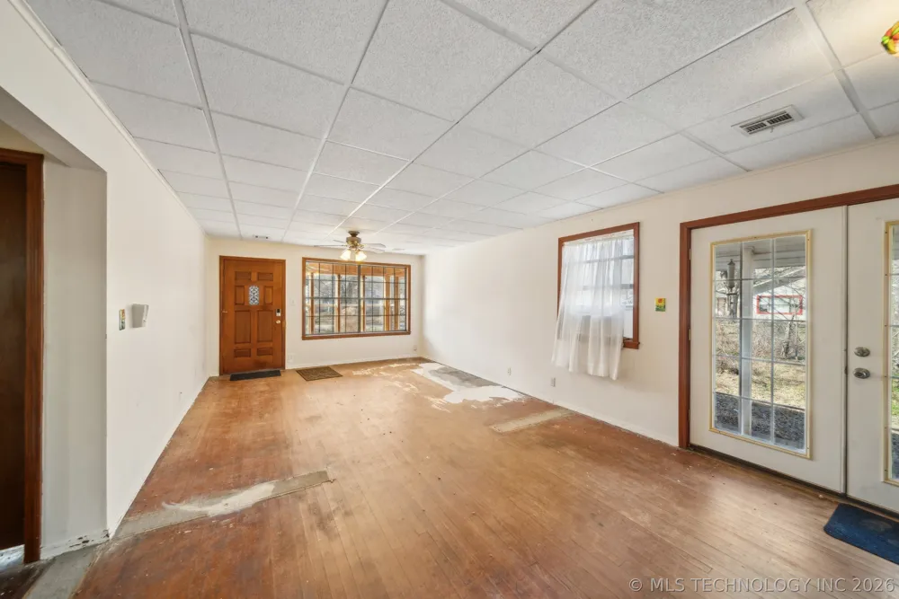 1121 W 9th Street Okmulgee, OK 74447