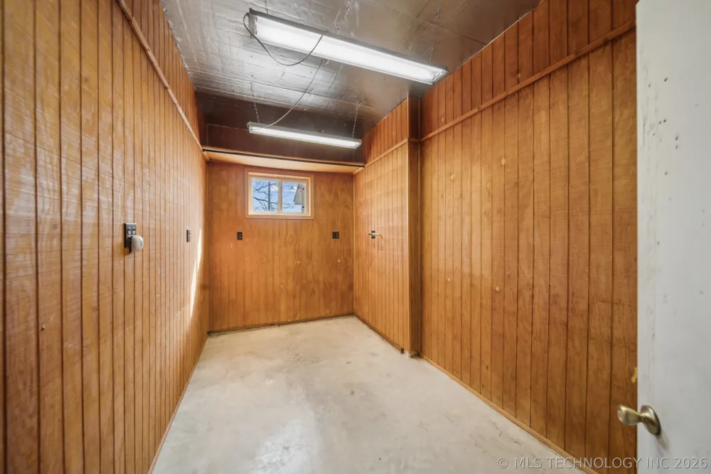 1121 W 9th Street Okmulgee, OK 74447