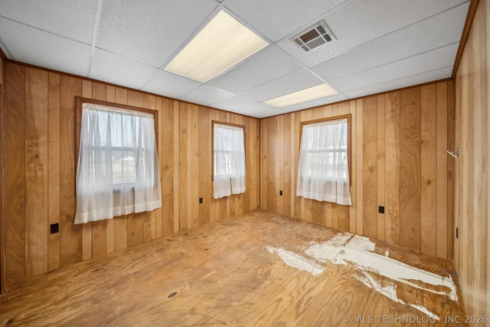1121 W 9th Street Okmulgee, OK 74447