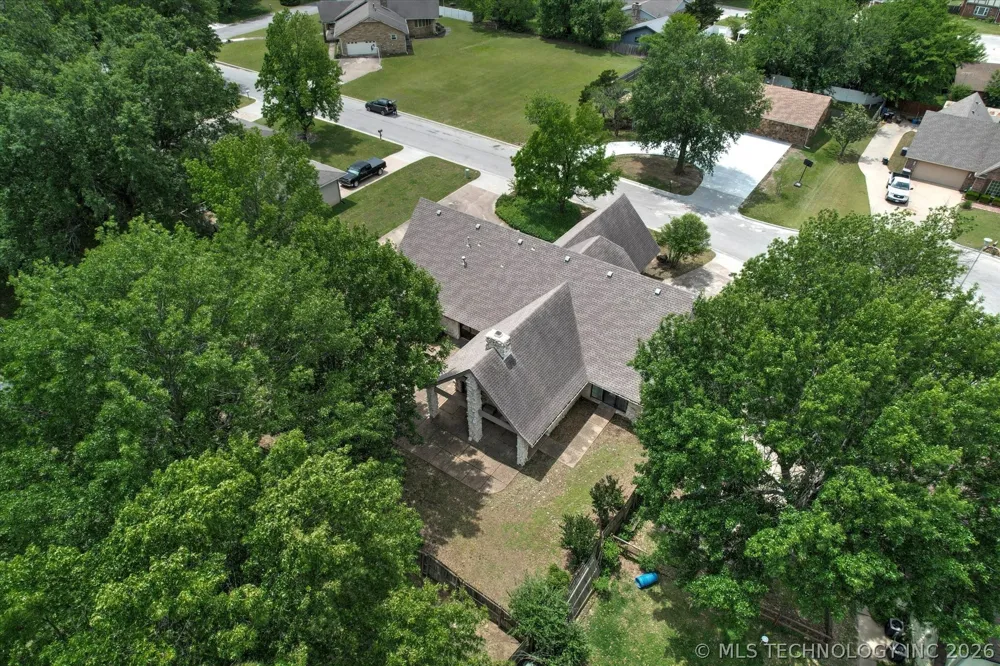 105 Mockingbird Lane Skiatook, OK 74070