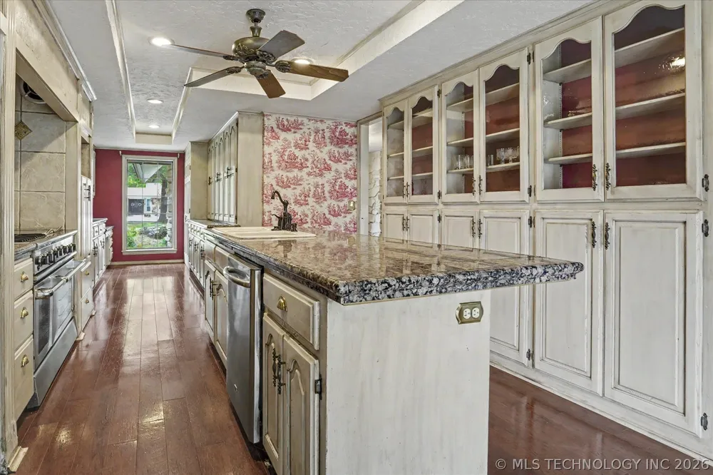 105 Mockingbird Lane Skiatook, OK 74070