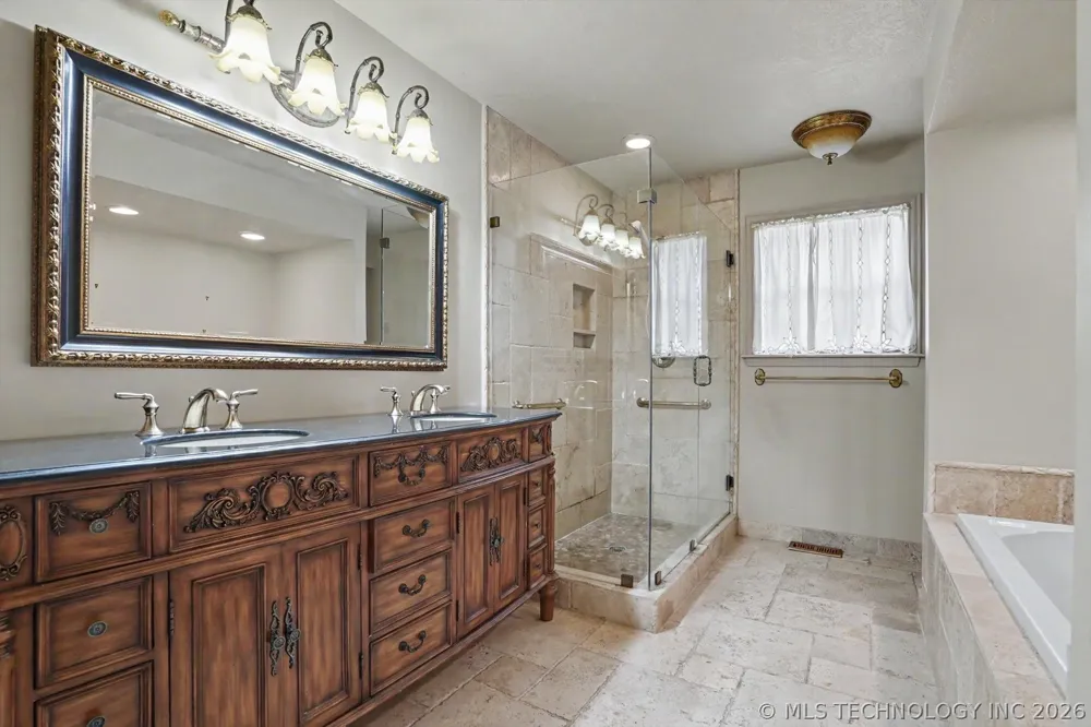 105 Mockingbird Lane Skiatook, OK 74070