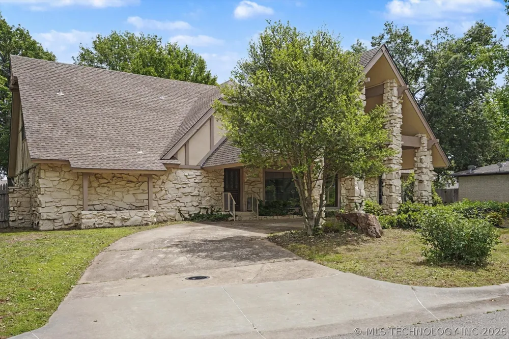 105 Mockingbird Lane Skiatook, OK 74070