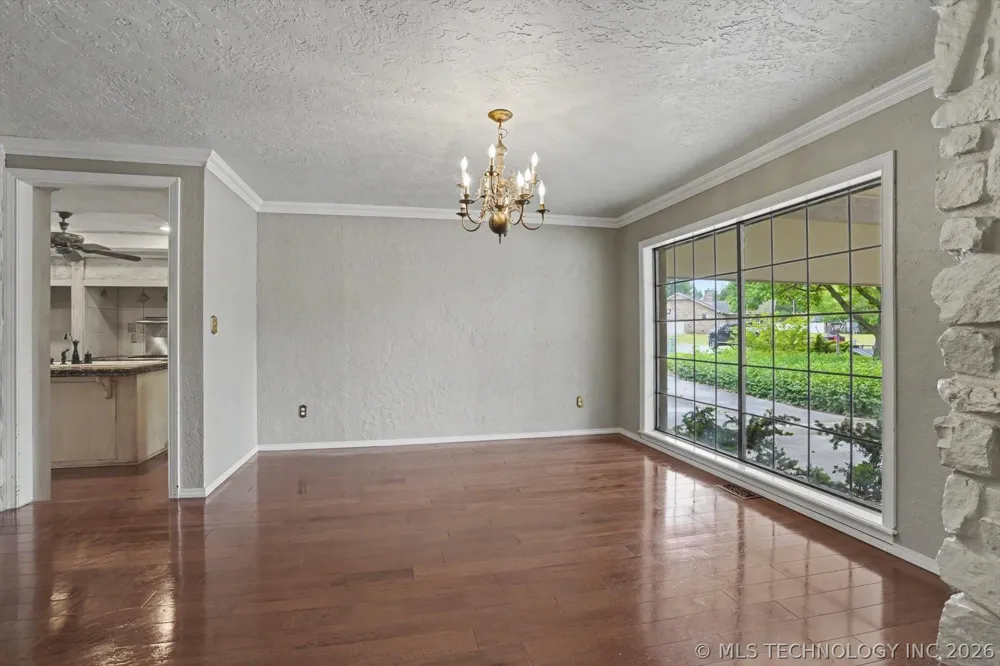 105 Mockingbird Lane Skiatook, OK 74070