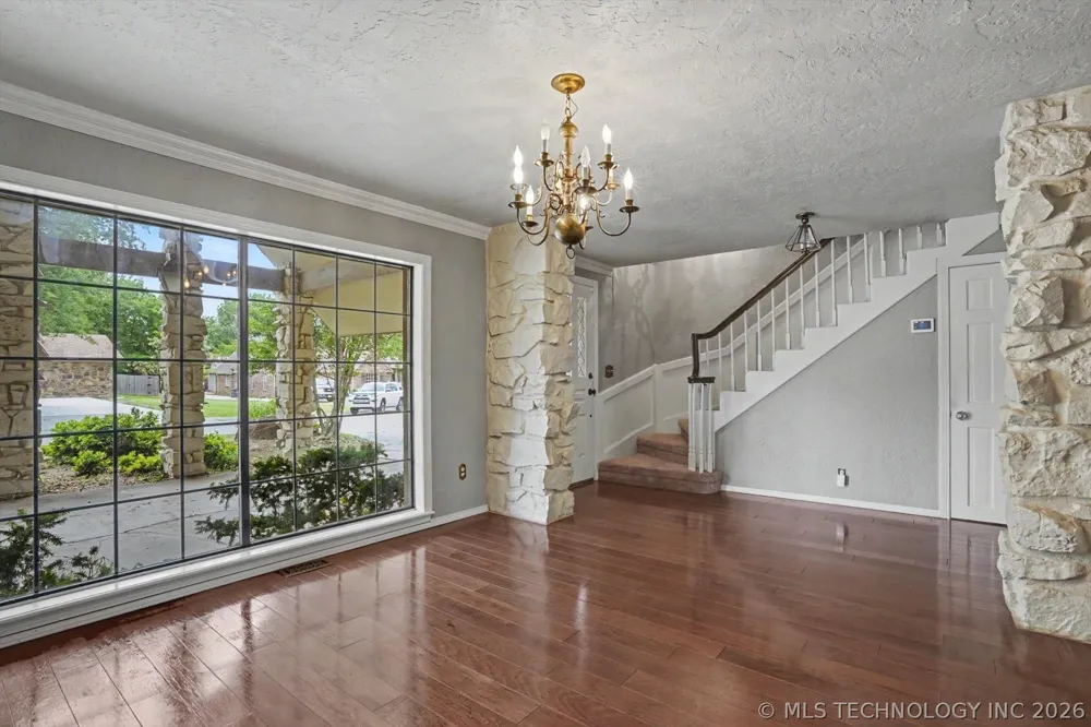 105 Mockingbird Lane Skiatook, OK 74070