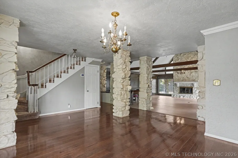 105 Mockingbird Lane Skiatook, OK 74070