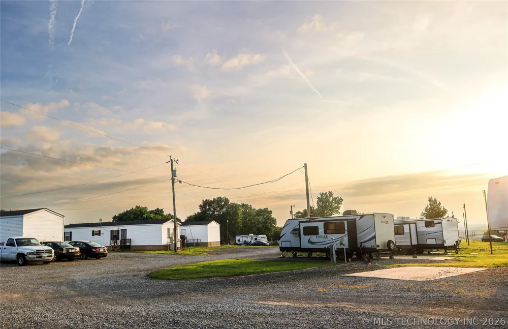 7608 E Highway 270 Haileyville, OK 74501