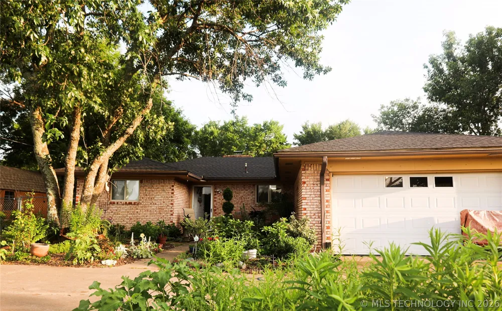 7608 E Highway 270 Haileyville, OK 74501
