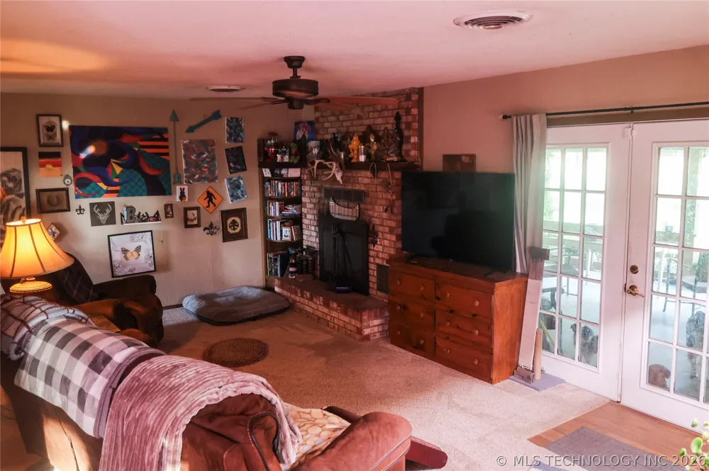 7608 E Highway 270 Haileyville, OK 74501