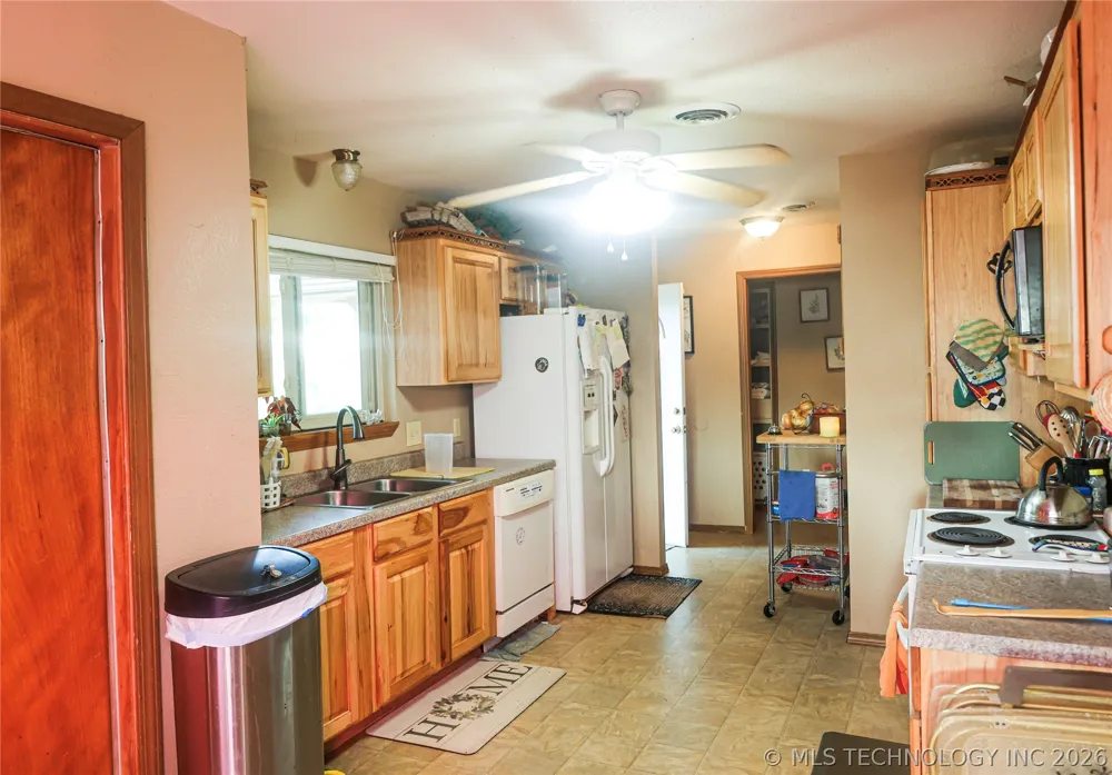 7608 E Highway 270 Haileyville, OK 74501