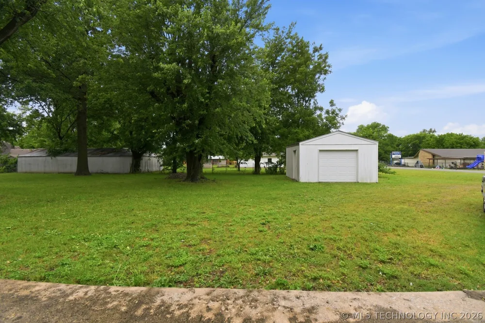 105 S Locust Street Oologah, OK 74053
