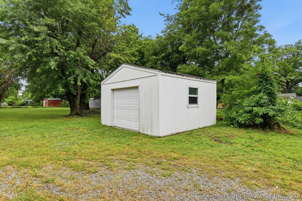105 S Locust Street Oologah, OK 74053
