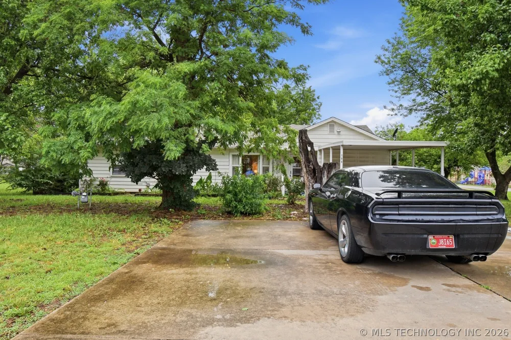 105 S Locust Street Oologah, OK 74053
