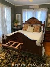 1124 W Elm Durant, OK 74701