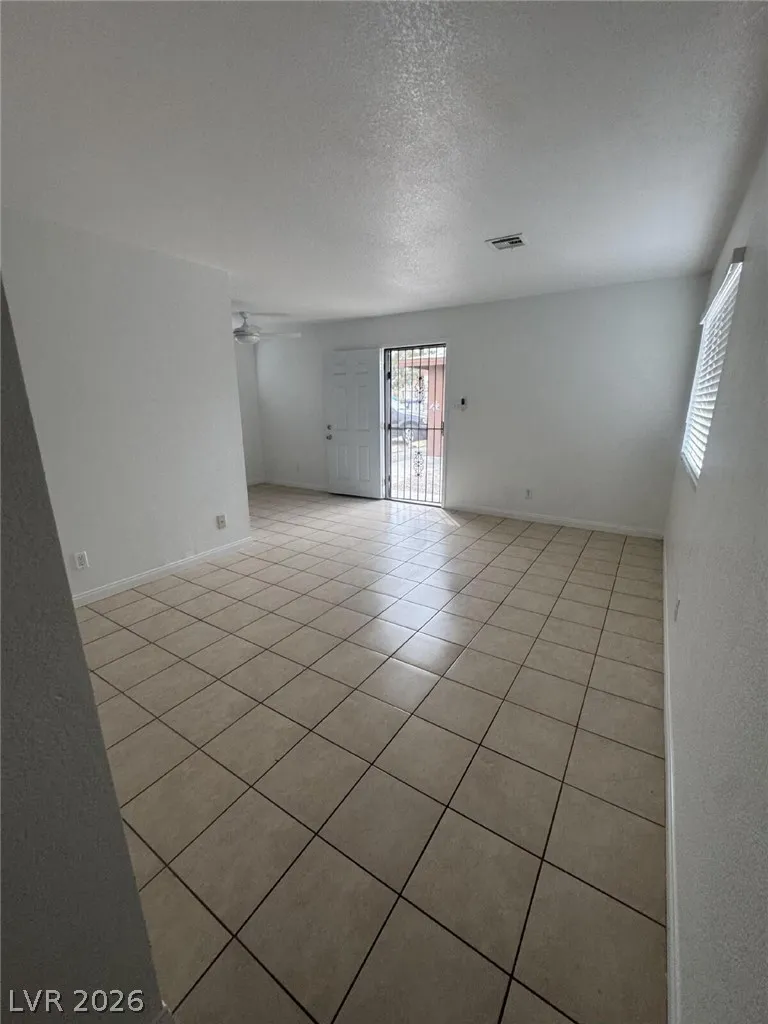 2504 E Mesquite Avenue Las Vegas, NV 89101