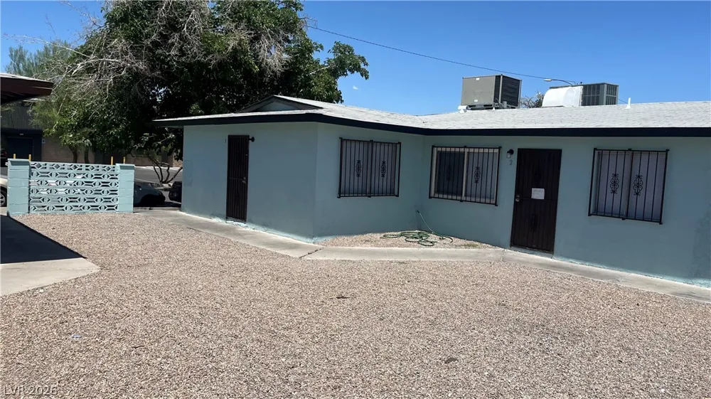 2504 E Mesquite Avenue Las Vegas, NV 89101