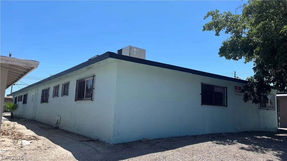 2504 E Mesquite Avenue Las Vegas, NV 89101