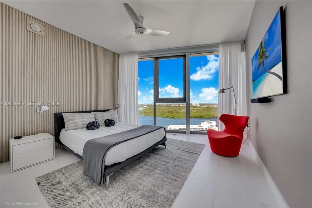 15701 Collins ave #3001 Sunny Isles Beach, FL 33160